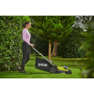 Ryobi batteridrevet gressklipper RY18lMX40C-0 18 V