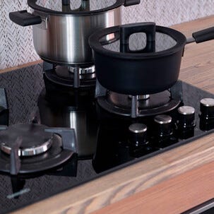 Sunwind Chef 60 Kaasutaso sisäkäyttöön, 4 poltinta, musta