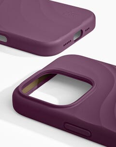 Ideal of Sweden Soft Swirl Plum Suojakuori iPhone 16 Pro, violetti