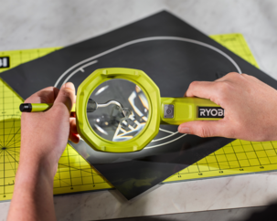 Ryobi RML4-0 förstoringsglas med lampa 4 V USB Lithium