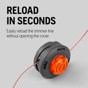 Husqvarna 122R bensindriven röjsåg med tråd och sele