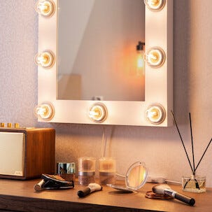 Speil med belysning 55 x 45 cm, Northlight