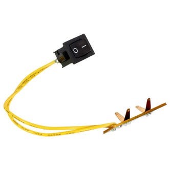 Brytare med kontaktbleck