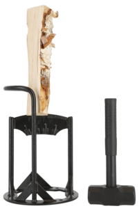 Manuell vedklyv med slägga