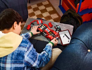 LEGO Technic Ferrari 488 Pista-auto 42235, 9+ vuotta