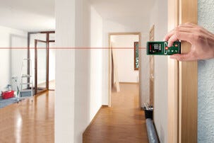 Bosch UniversalDistance 30 Digitaalinen etäisyysmittari