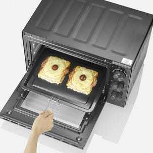 Severin TO 2076 miniugn med pizzasten, 46 l