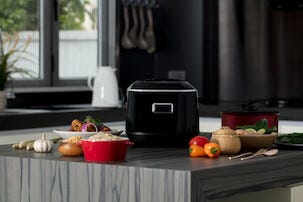 OBH Nordica Versatile riskokare, 2 liter, svart