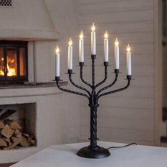 Star Trading Bore adventsljusstake LED, svart metall