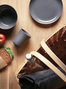 Plasttallrikar grå 20 cm, 4-pack