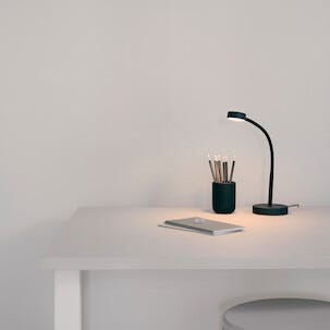 Kevin liten skrivebordslampe LED