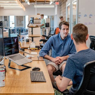 Desire2 Supreme Pro laptopstativ til skrivebord