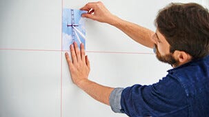 Bosch Quigo Basic, krysslaser med universalhållare