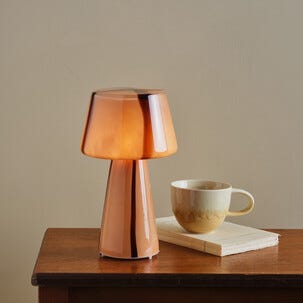 Vera bordlampe brunt glass, dimbar, oppladbar