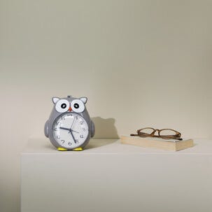 Uggla analog, tyst väckarklocka för barn, 15,5 cm