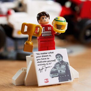 LEGO Icons McLaren MP4/4 & Ayrton Senna 10330, 18 år