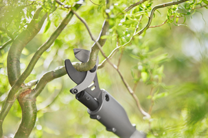 Gardena EasyCut P4A 110/18V grensax, batteridriven