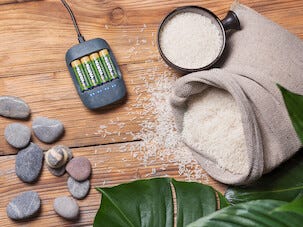 Batteriladdare Varta Eco Charger