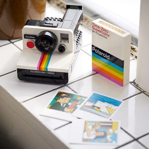 LEGO Icons Polaroid OneStep SX-70 21345, 18+