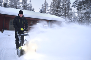 Ryobi snöslunga batteridriven RST36X5140