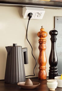 Schneider Wiser Exxact Zigbee 1-vägsuttag 16 A, vit