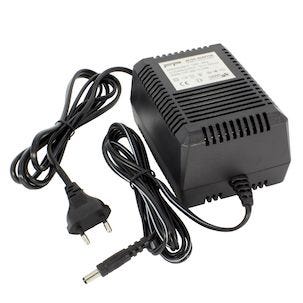 Eliminator 15 V/2000 mAh