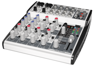 10-kanavainen miksauspöytä Behringer UB1002FX