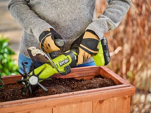 Ryobi jordfräs RY18HCA-0 One+ 18 V, batteridriven