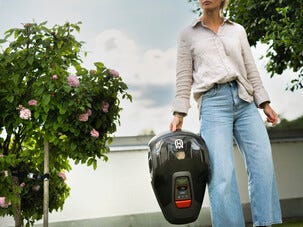 Husqvarna Automower Aspire R4 med tillbehör, 400 m2