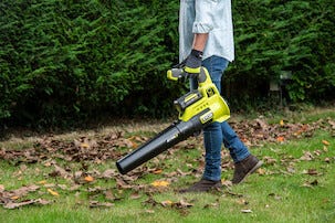 Ryobi batteridriven lövblås RY36BLA-0