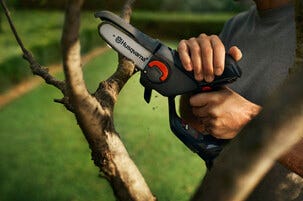 Husqvarna Aspire batteridriven grensåg 18 V P5-P4A
