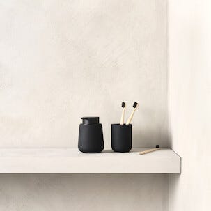 Såpedispenser i steingods, svart