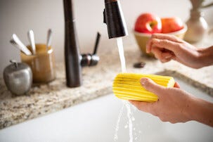 Scrub Daddy Damp Duster rengöringssvamp