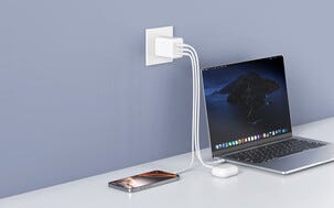 Lader 2 x USB-C og 1 x USB-A GaN, 100 W