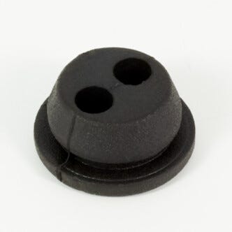 Gummigenomföring Parter