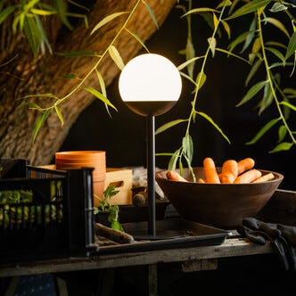 Northlight laddningsbar bordslampa solcell USB-C, 46 cm