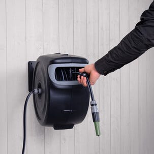 Automaattinen letkukela seinään, kääntyvä, 40 m