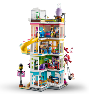 LEGO Friends Heartlake Citys aktivitetshus 41748, från 9 år