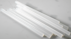 Liimapuikot, joilla alhainen sulamislämpötila