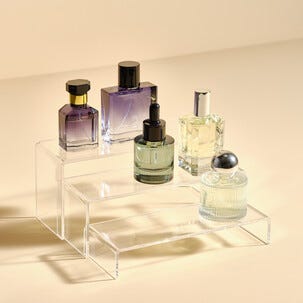 Parfymehylle, sminkehylle, displayhylle akryl