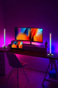 Exibel 360 RGB vegg- og bordlampe med fjernkontroll, 41 cm