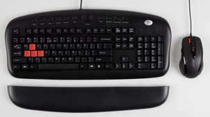 Pelinäppäimistö ja optinen hiiri A4tech KX-2810BK