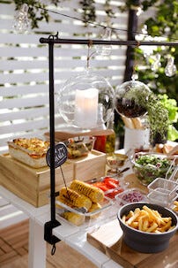 Koristeteline pöydälle