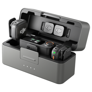 DJI Mic 3 trådlöst mikrofonsystem (2 TX + 1 RX + Charging Case)