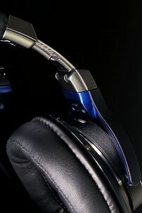 Audio Technica ATH-MSR7GM hodetelefoner med mikrofon