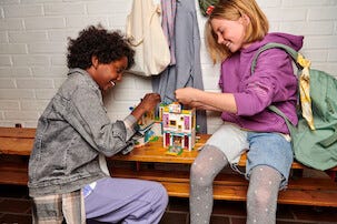 LEGO Friends Heartlakes servering 41728, från 6 år