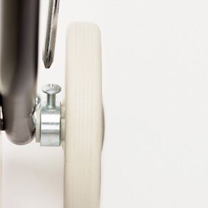 Micki Premium lära-gå-vagn i trä, svart, från 6 mån