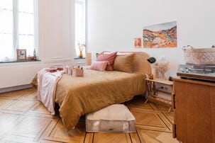 Tyhjiöpussi ja säilytyslaatikko, pinottava