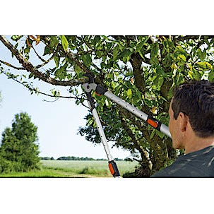 Teleskopisk grensax med sidoskär, Gardena Comfort 650BT