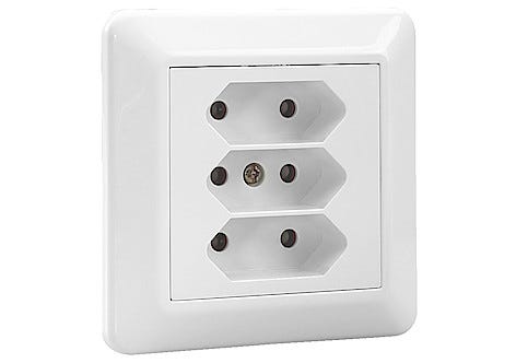 3-vägs infällt Euro-vägguttag ojordat ELKO RS